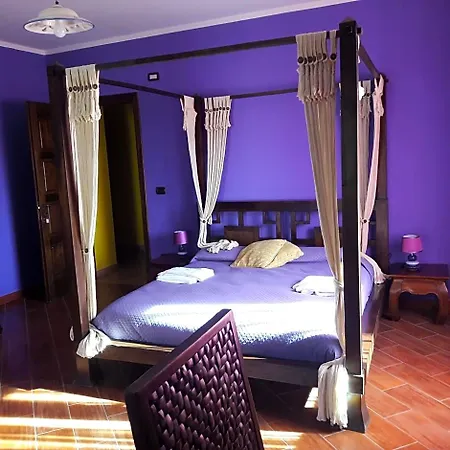 Palazzo Conforti Tree House Bed & Breakfast 3*