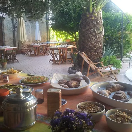 Bed & Breakfast Palazzo Conforti Tree House