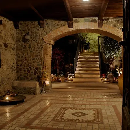 Bed & Breakfast Palazzo Conforti Tree House