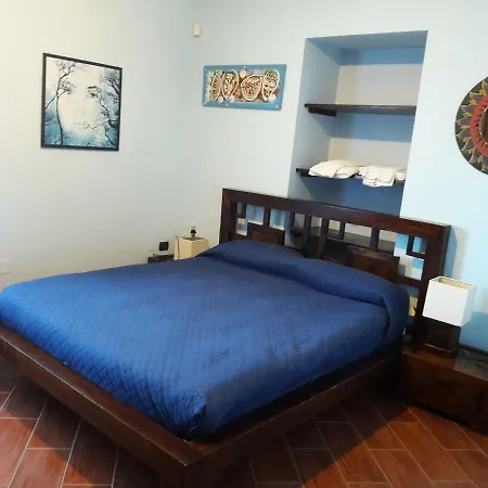 Palazzo Conforti Tree House Marano Marchesato