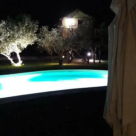 Palazzo Conforti Tree House فندق مبيت وإفطار