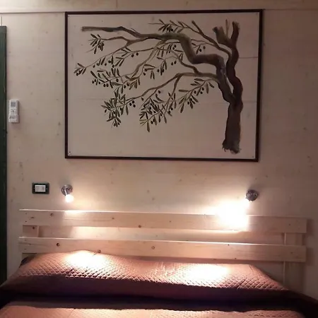 Bed & Breakfast Palazzo Conforti Tree House