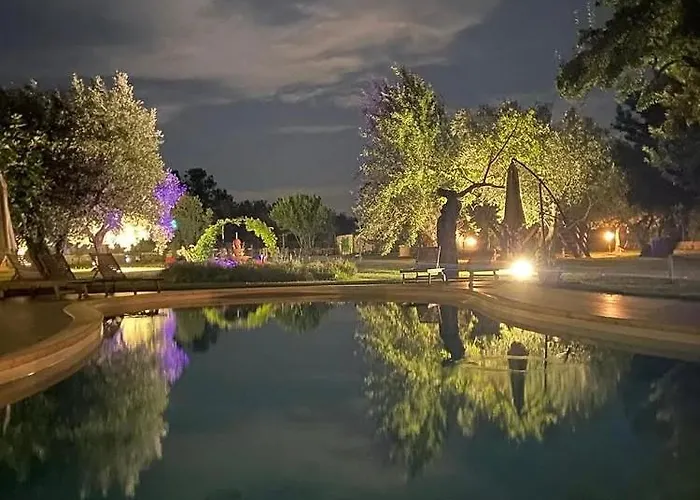 Palazzo Conforti Tree House