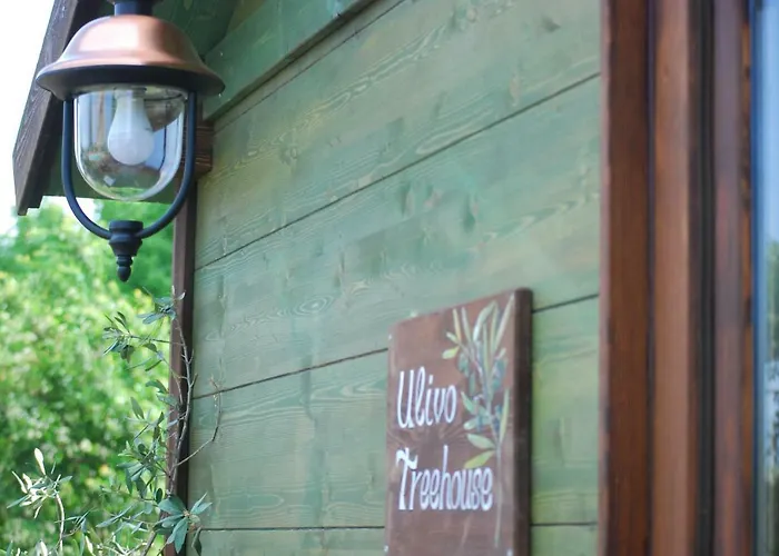 Alojamento de Acomodação e Pequeno-almoço Palazzo Conforti Tree House Marano Marchesato