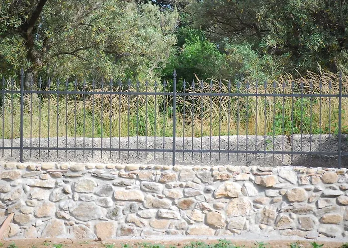 Palazzo Conforti Tree House Alojamento de Acomodação e Pequeno-almoço 3*